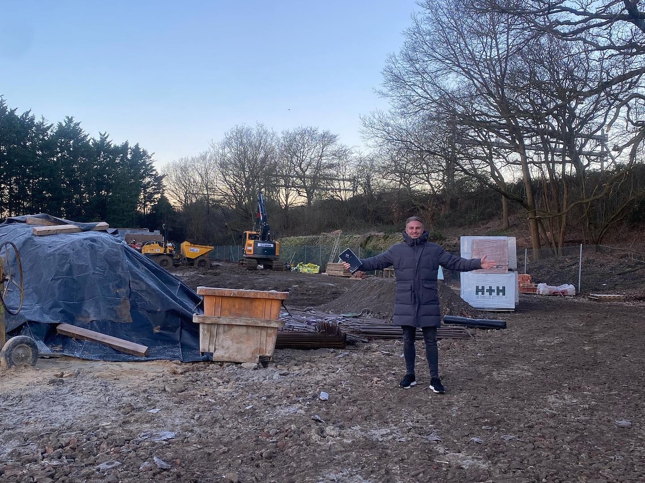 Happy New Year 2024 from the entire Levld Heights Scaffolding Team